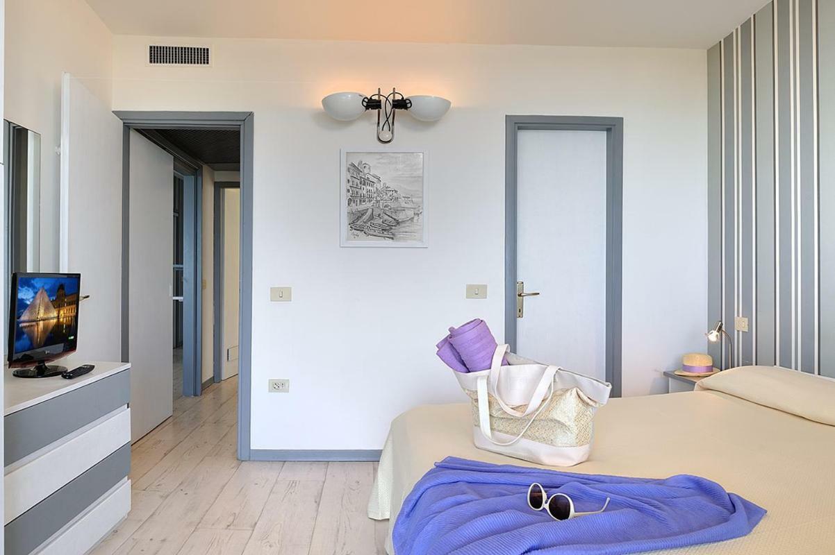 Residence Riccione Beach Apartments Extérieur photo