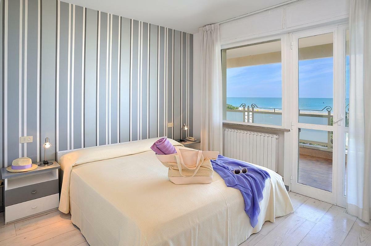 Residence Riccione Beach Apartments Extérieur photo