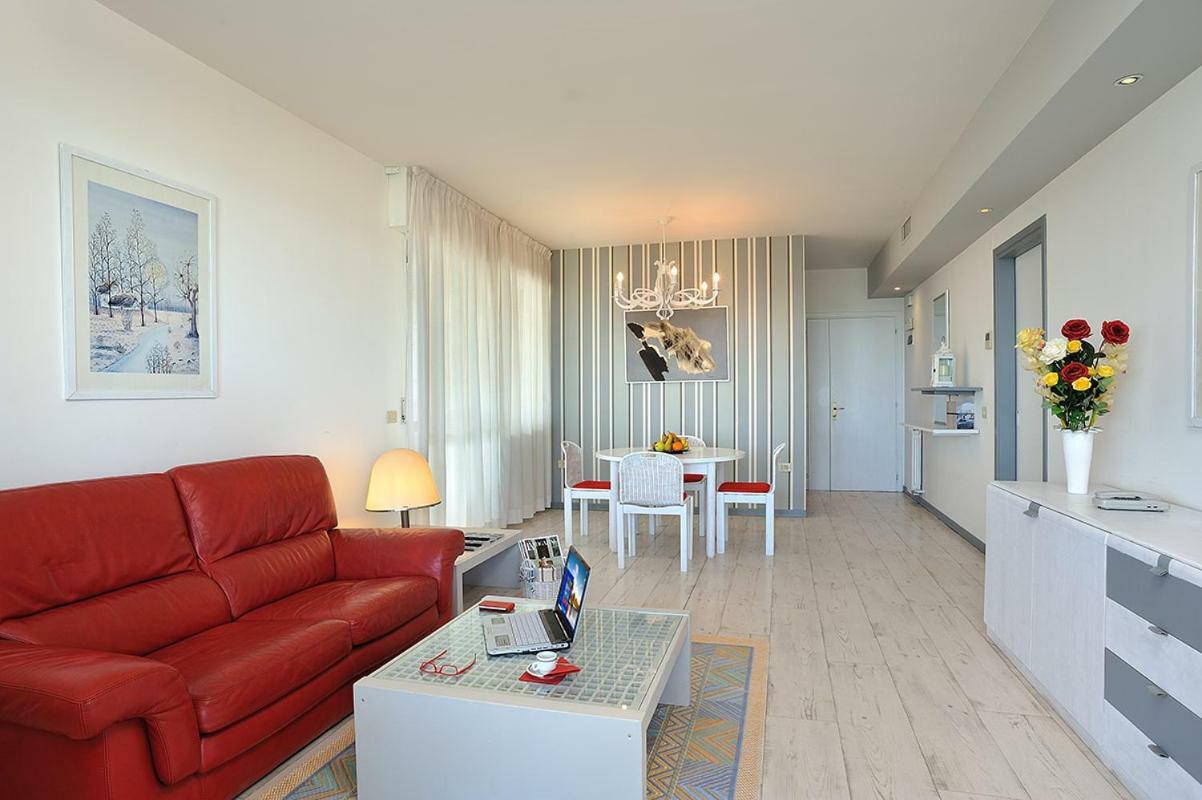 Residence Riccione Beach Apartments Extérieur photo